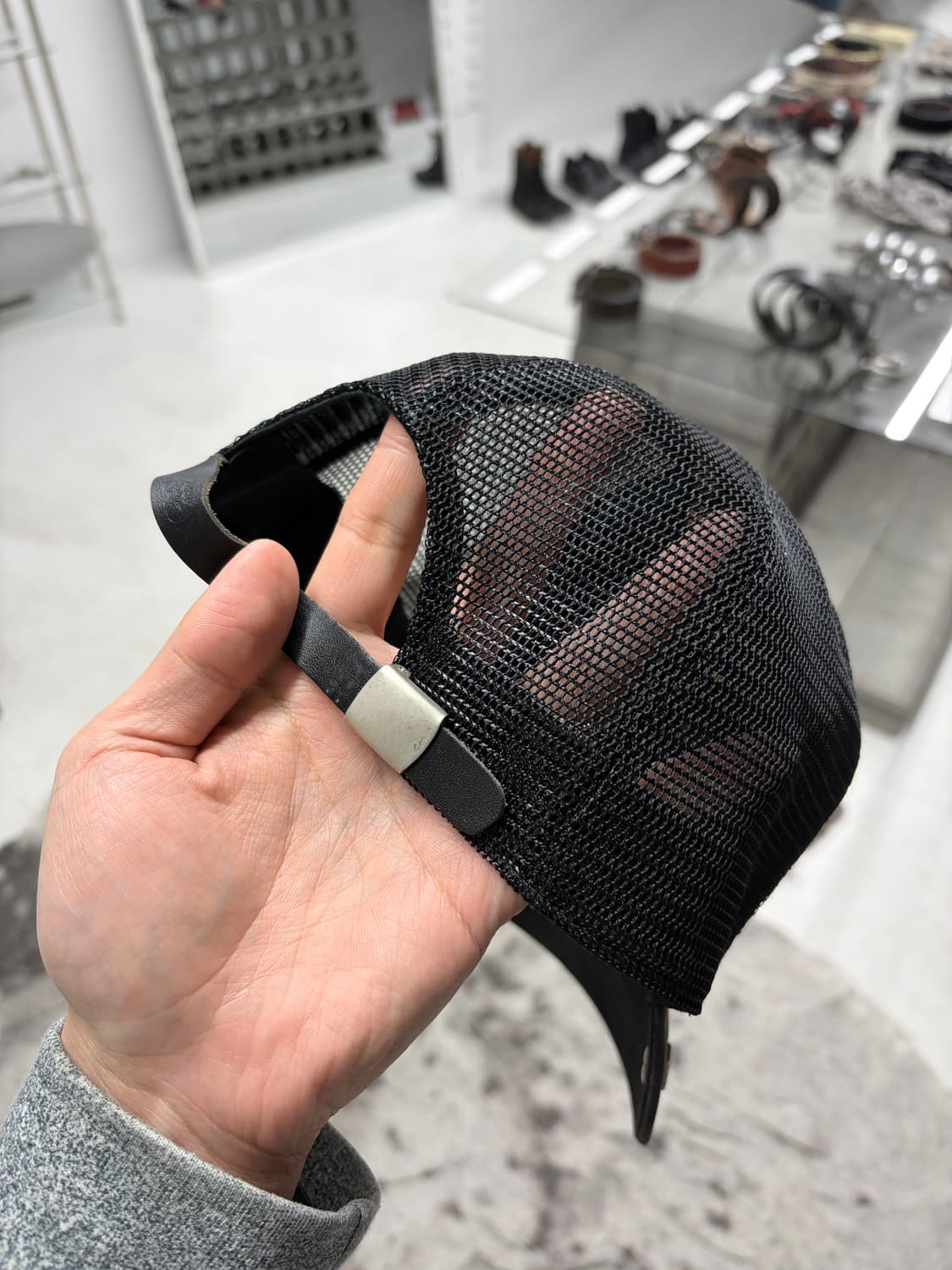 백래쉬 로고 스웨이드 볼캡 상품이미지4