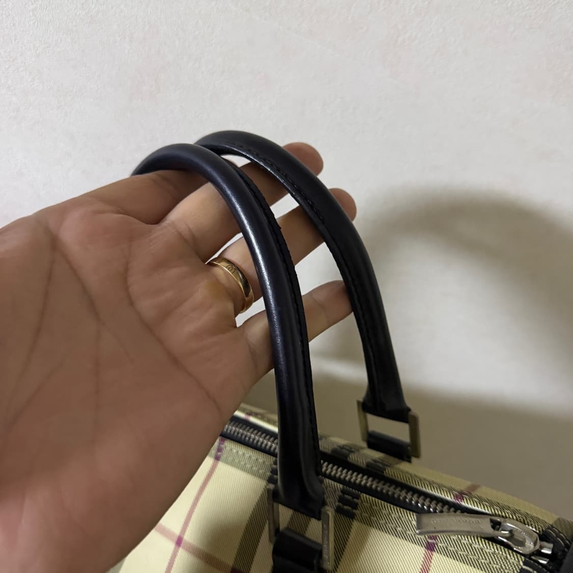 버버리 노바체크 패턴 미니 토트백 상품이미지4