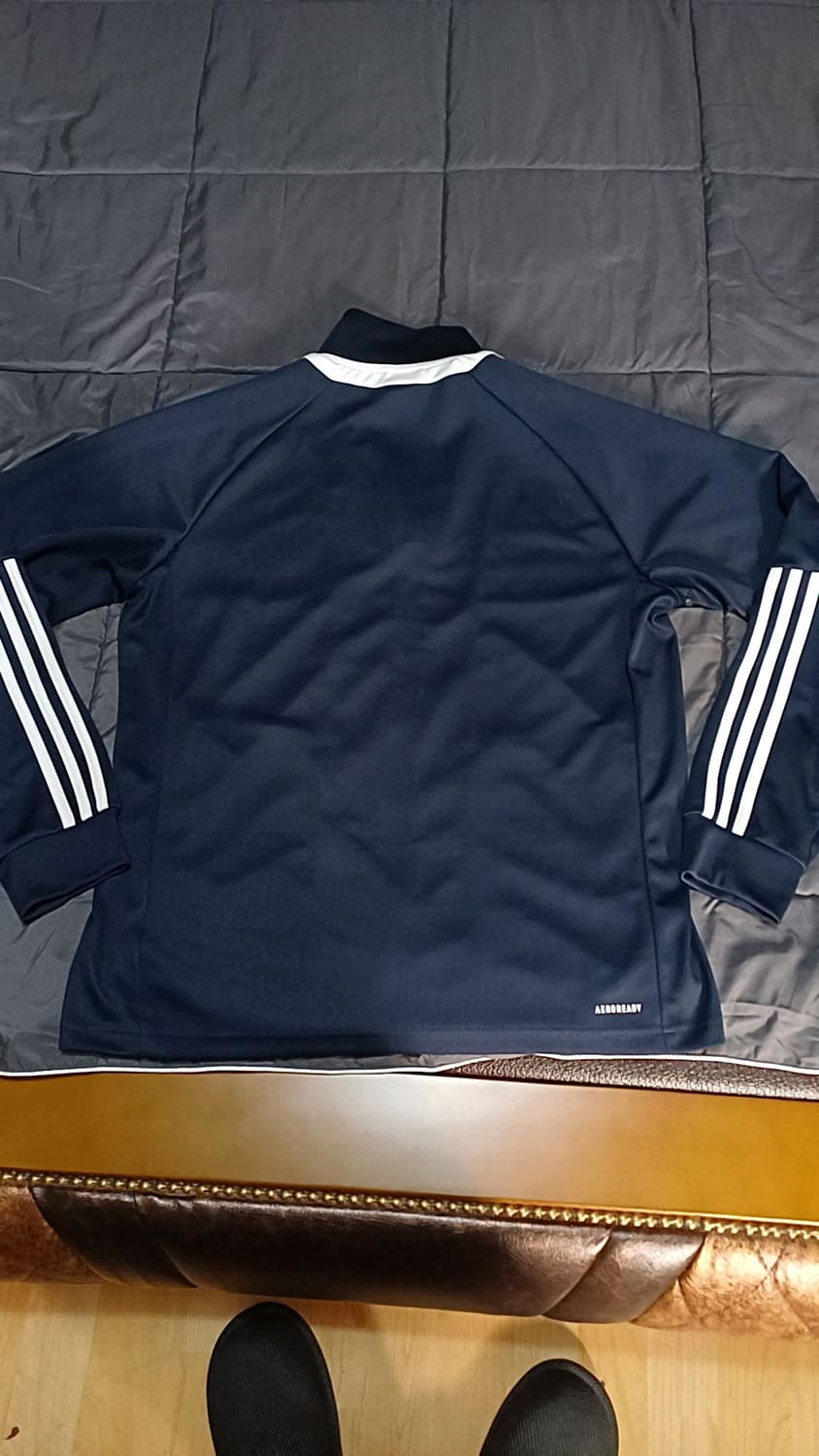 아디다스 얇은저지 105 가슴57 기장70 상품이미지3