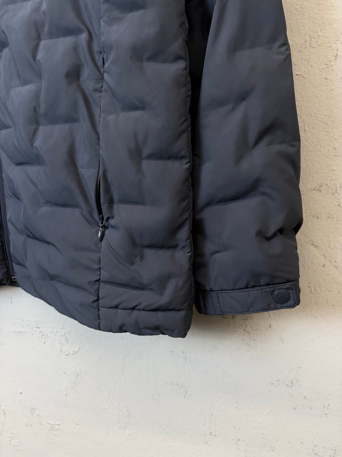 몽벨 구스다운 경량패딩 그레이 상품이미지3