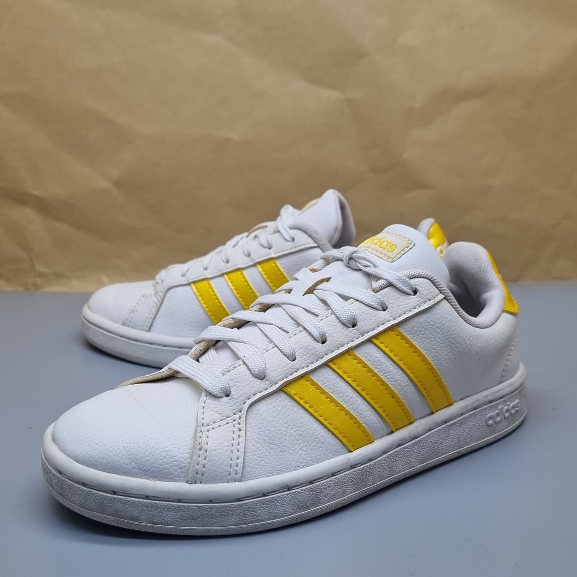 아디다스 그랜드코트x도널드덕 운동화235 상품이미지1