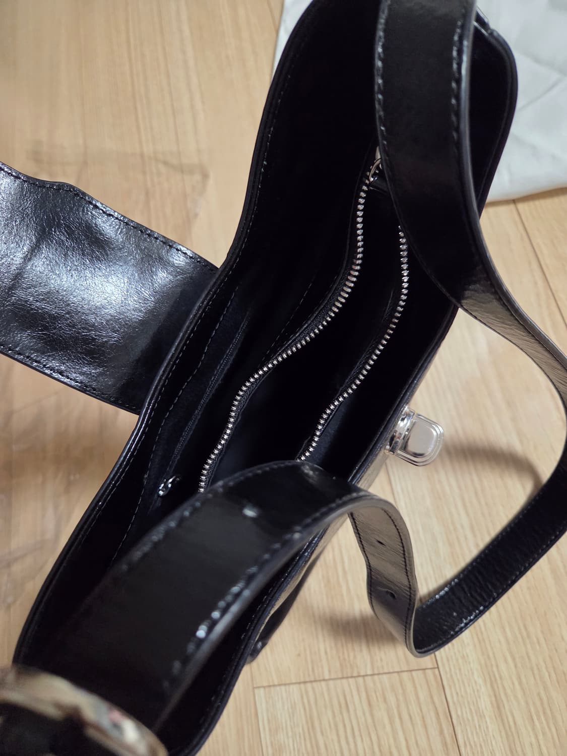 루에브르 삭드 퐁텐느 라지블랙 판매(3회 사용) 상품이미지6