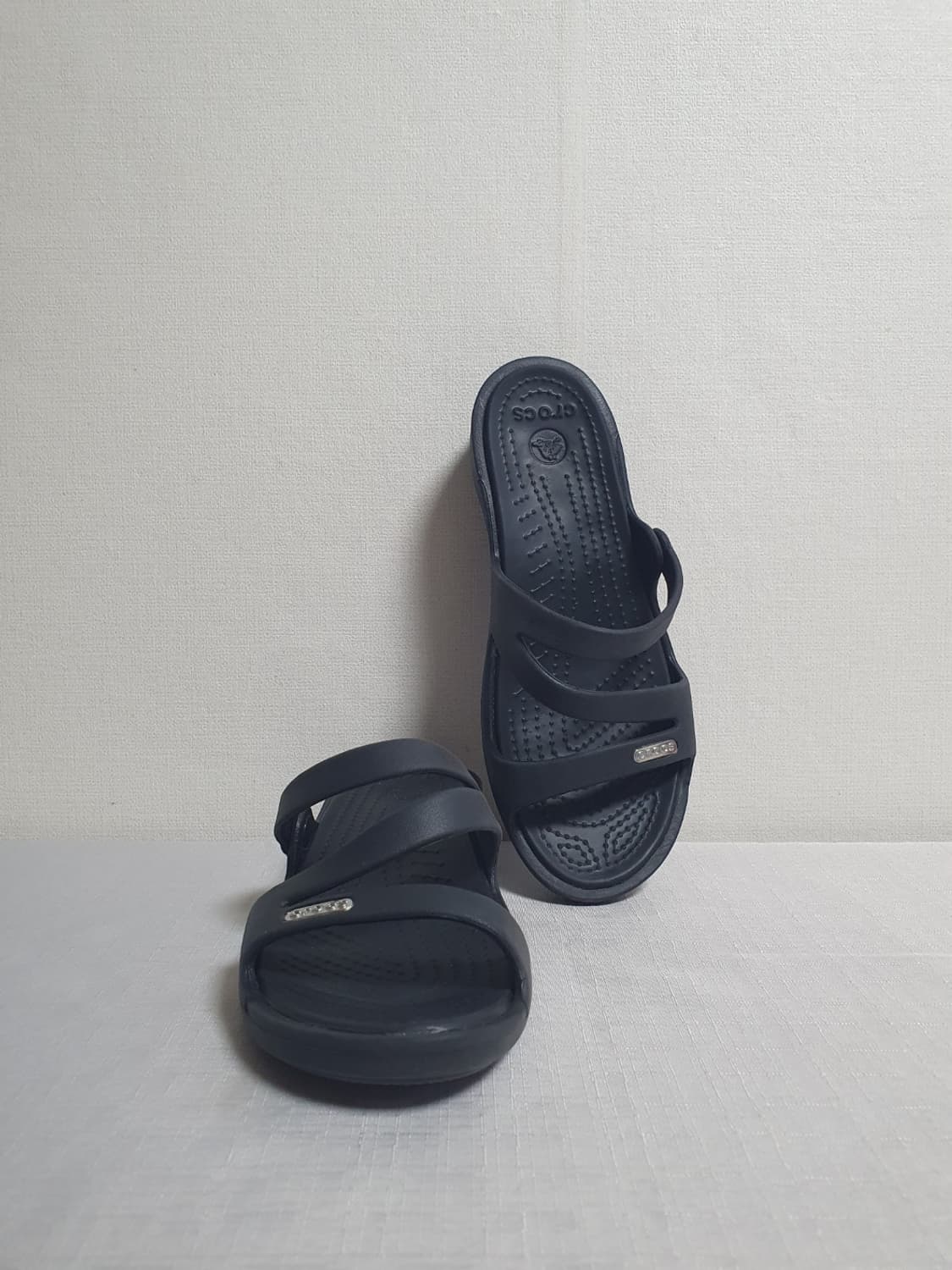 크록스 파트리샤 웨지 블랙 샌들 220mm 상품이미지7
