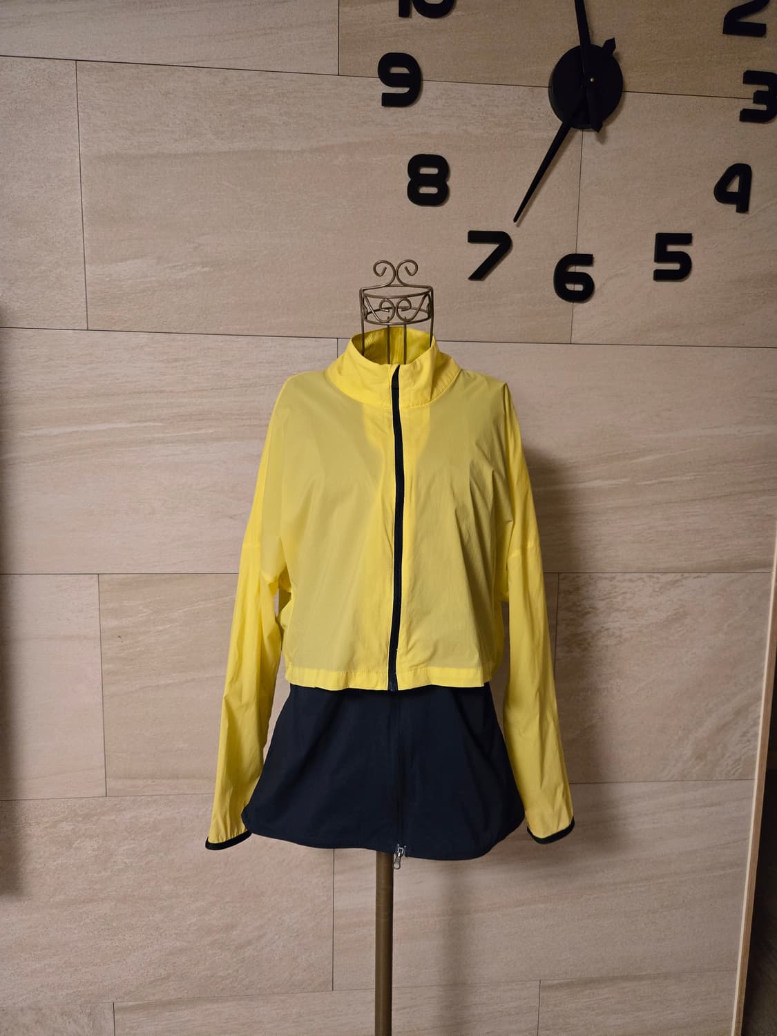 [m] 나이키 여성 이중 바람막이 자켓 러닝복 상품이미지1