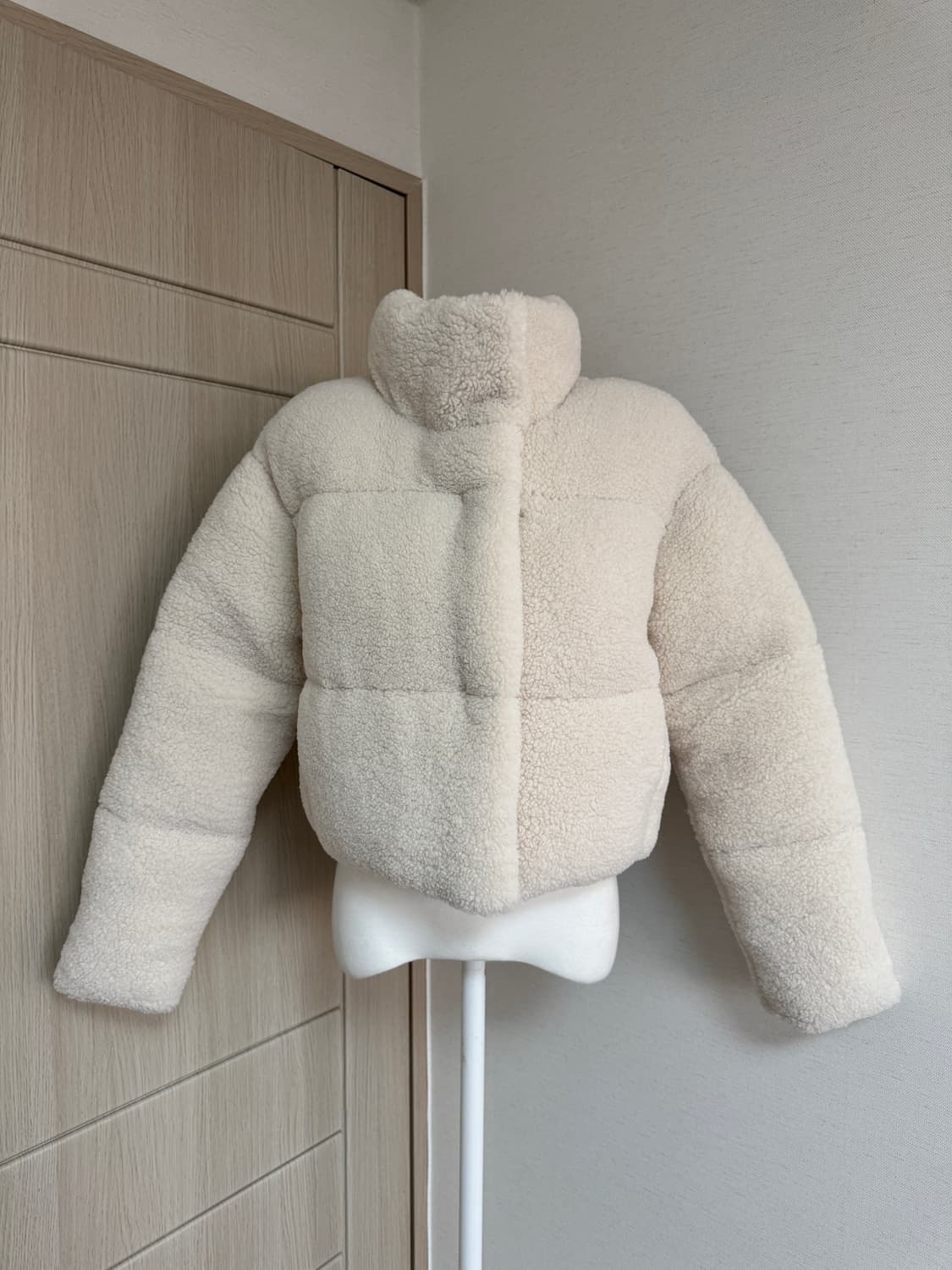 자라) 덤블 뽀글이 숏패딩 상품이미지2