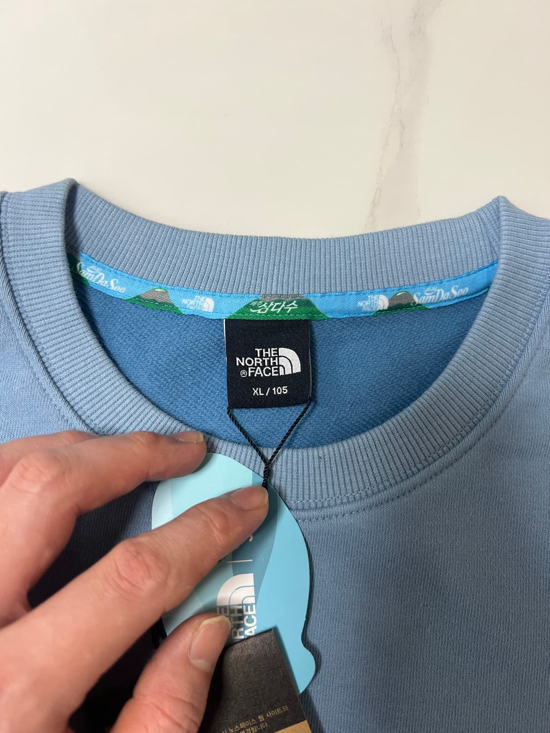 [XL] 노스페이스 제주 삼다수 스웨트셔츠 블루 새상품 상품이미지7