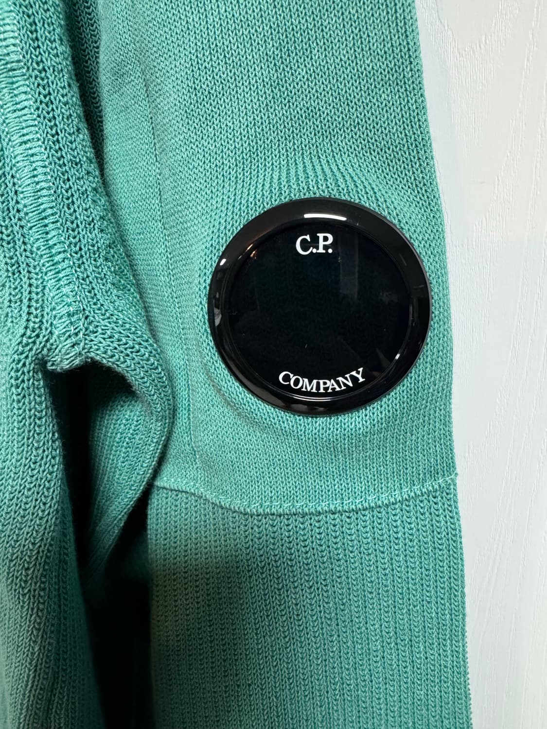 cp컴퍼니 니트 M사이즈 상품이미지2