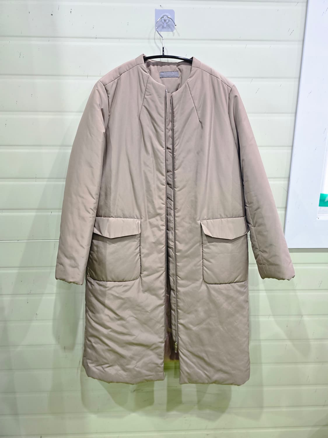 베이지 여성 롱 누빔 패딩 코트 Free 상품이미지4