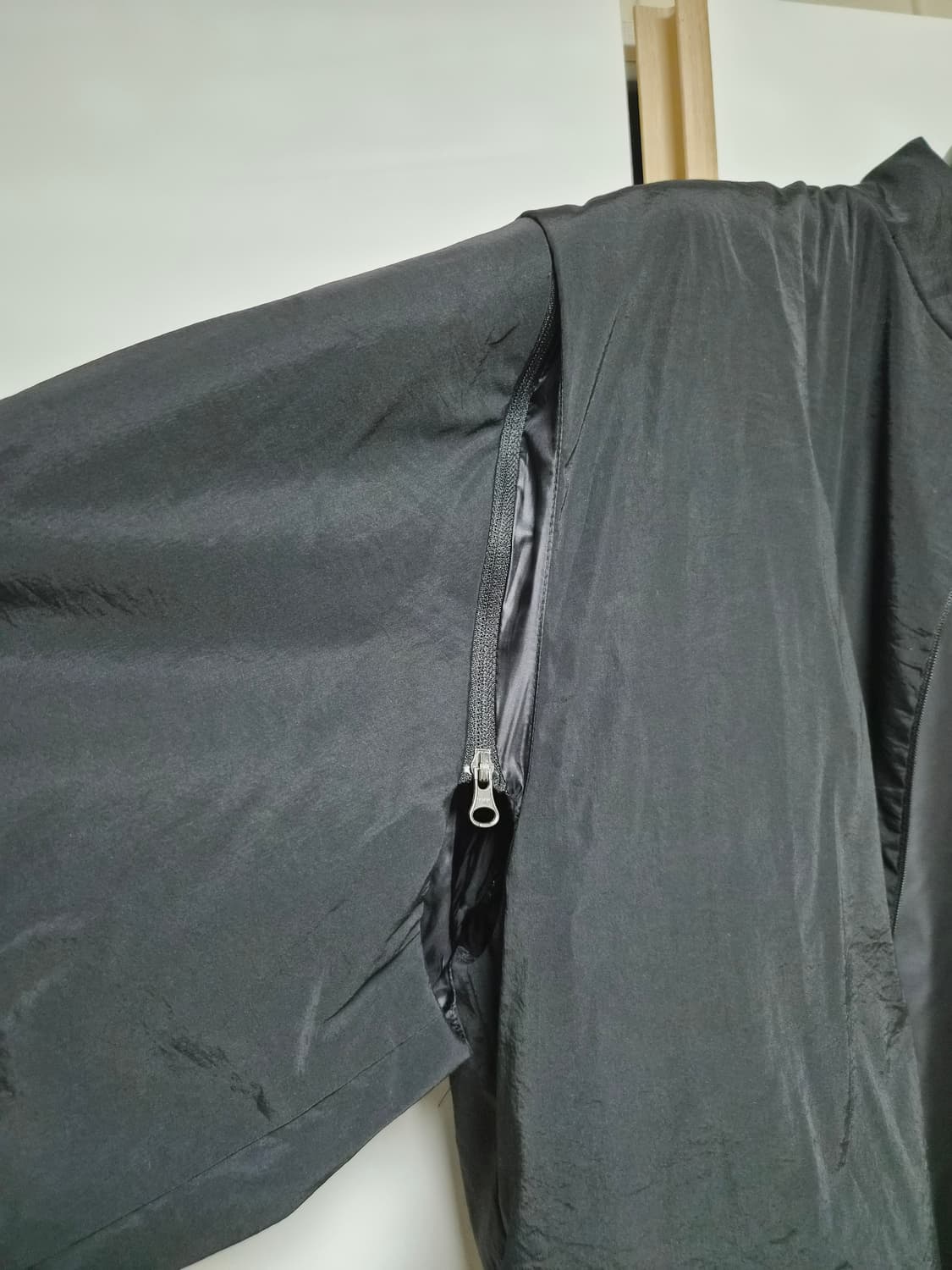 아모멘토 디테쳐블 리버시블 점퍼 베스트 상품이미지7