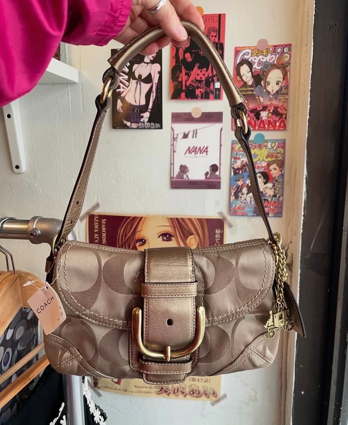 코치 골드 숄더백 새상품[무료배송] 상품이미지1