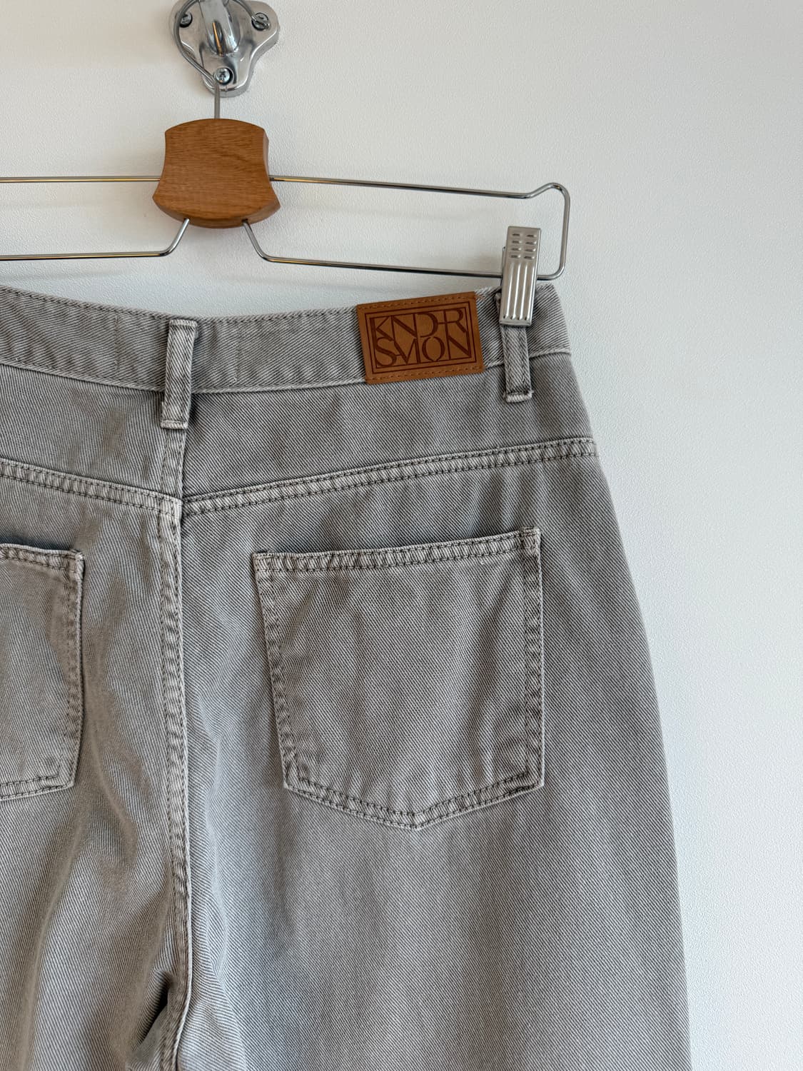 킨더살몬(KINDERSALMON) 그레이 팬츠 상품이미지6