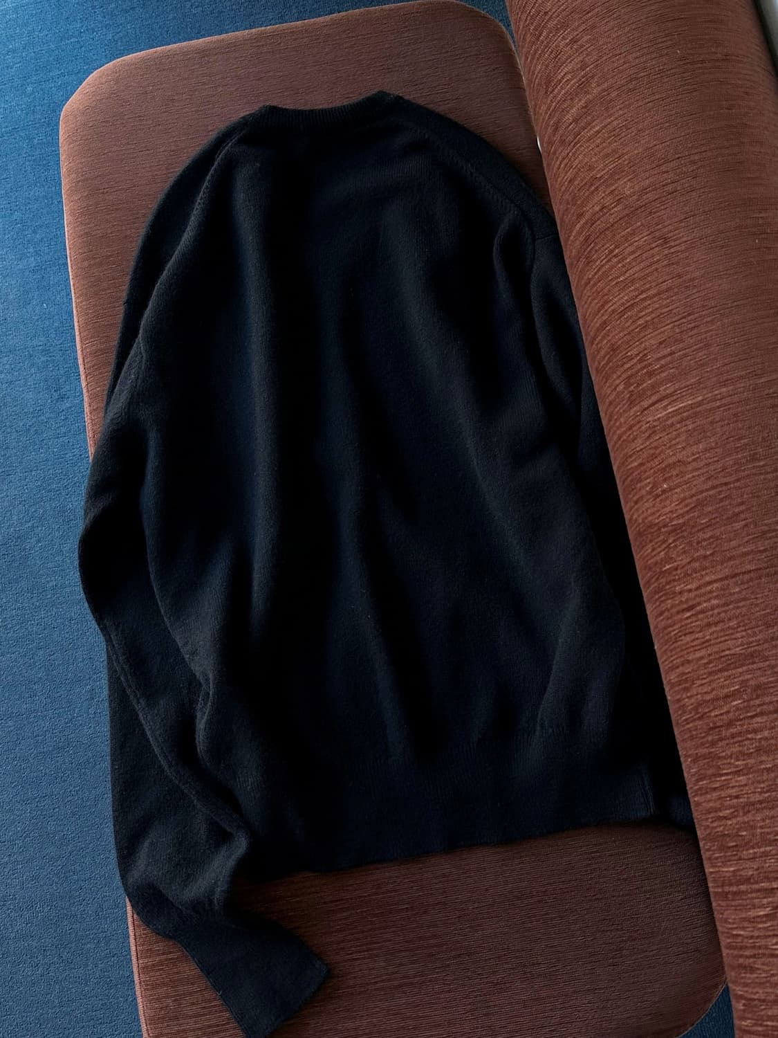 Rambs wool design pattern v-neck knit 상품이미지3