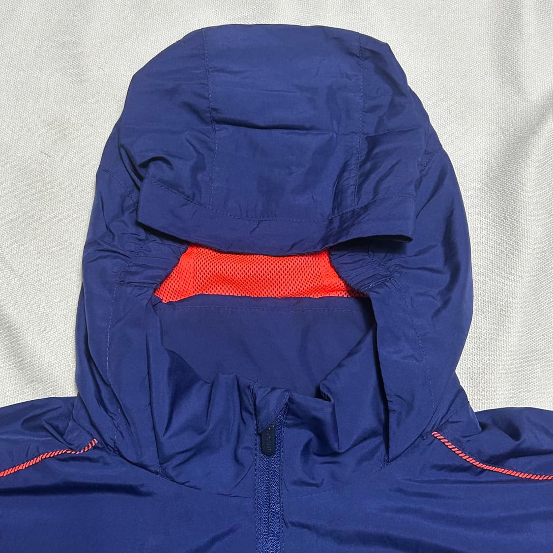 XL 엄브로 2015-16 PSV 내장후드 네이비 바람막이 상품이미지5