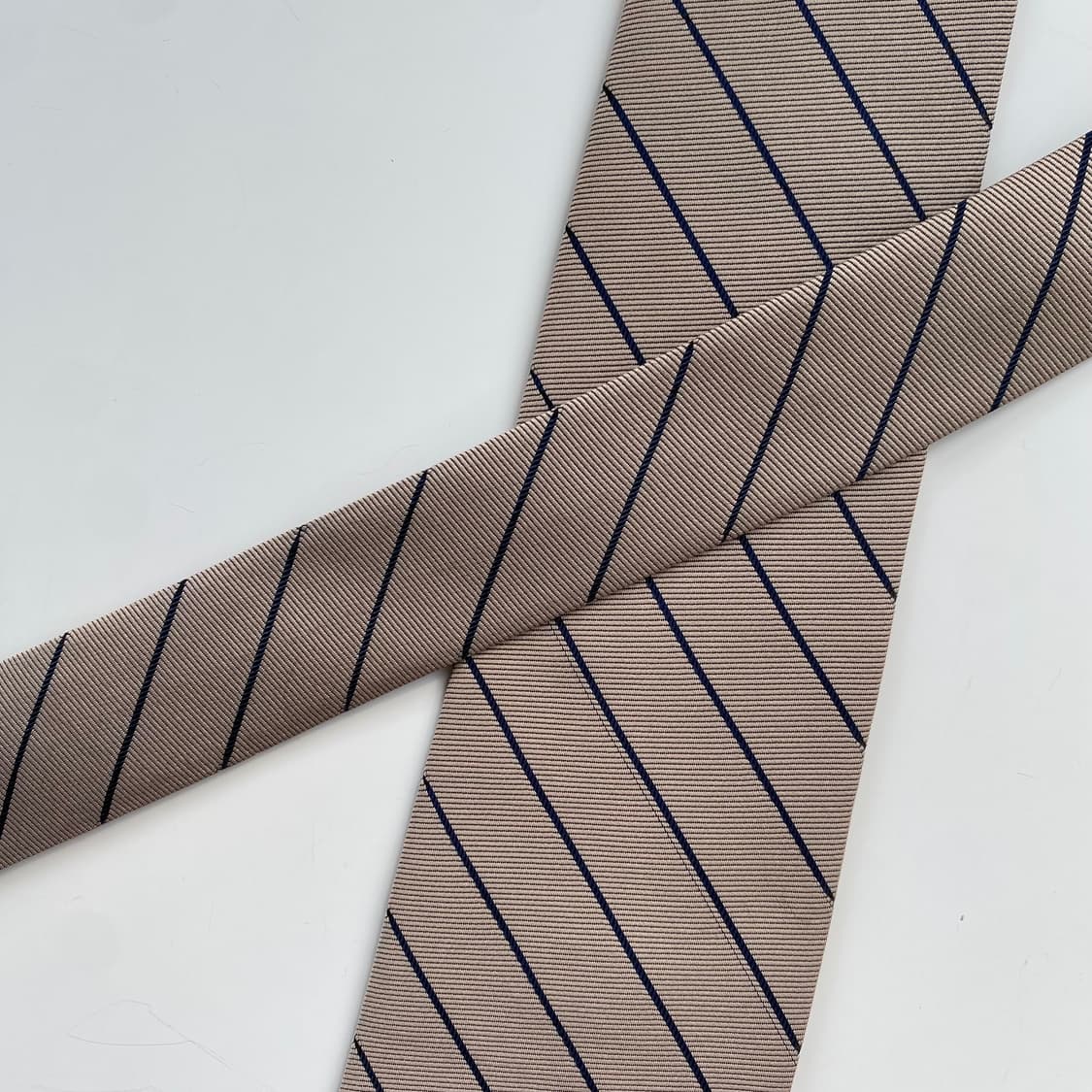 입생로랑 (YSL)심플로고 정품 명품 넥타이 상품이미지4