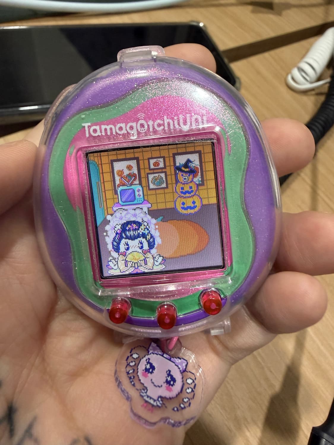 다마고치 유니 퍼플 (오빤쮸티켓 포함 타마티켓 전시리즈 저장됨) 상품이미지1