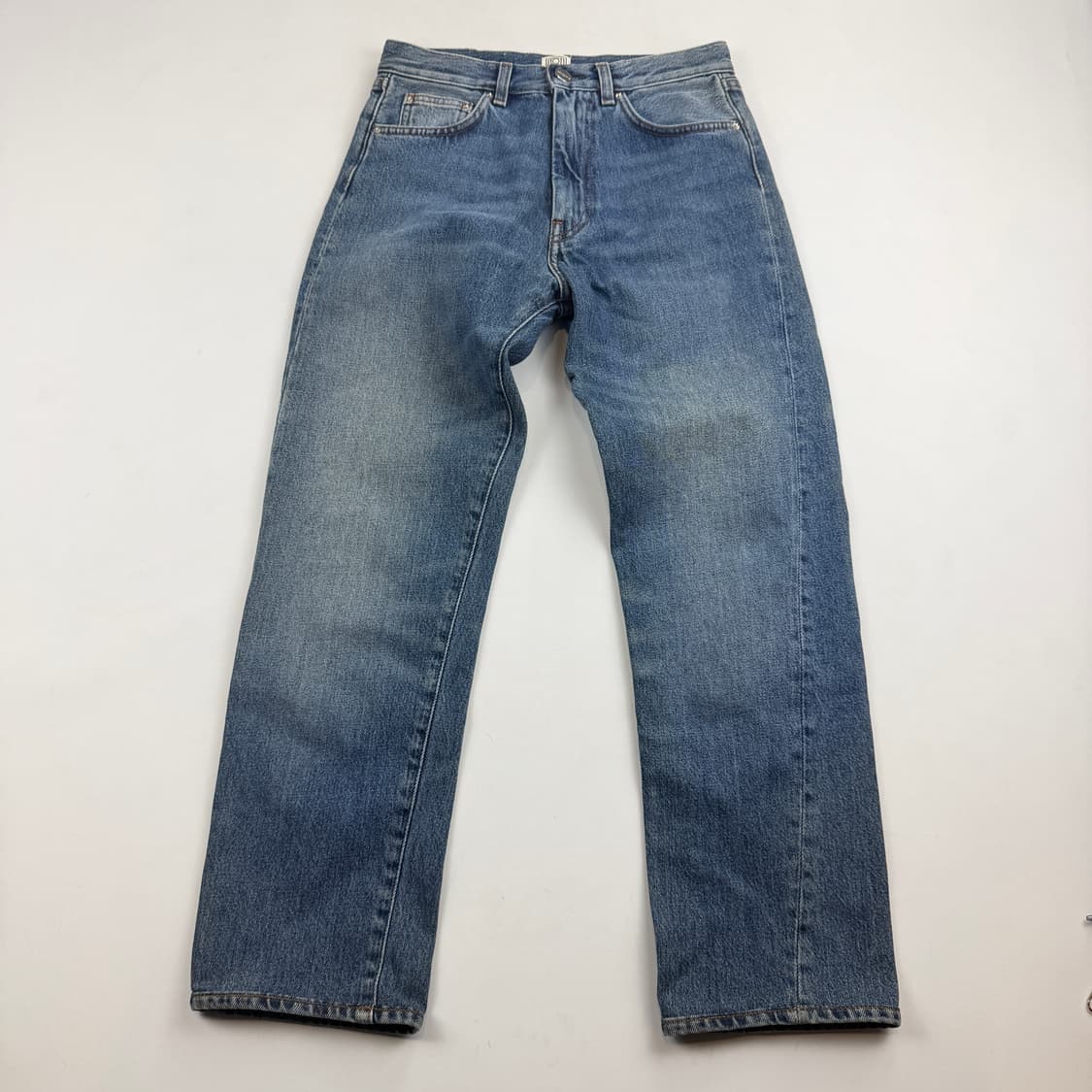 토템 (Toteme) 트위스트심 데님팬츠 24/32 상품이미지3