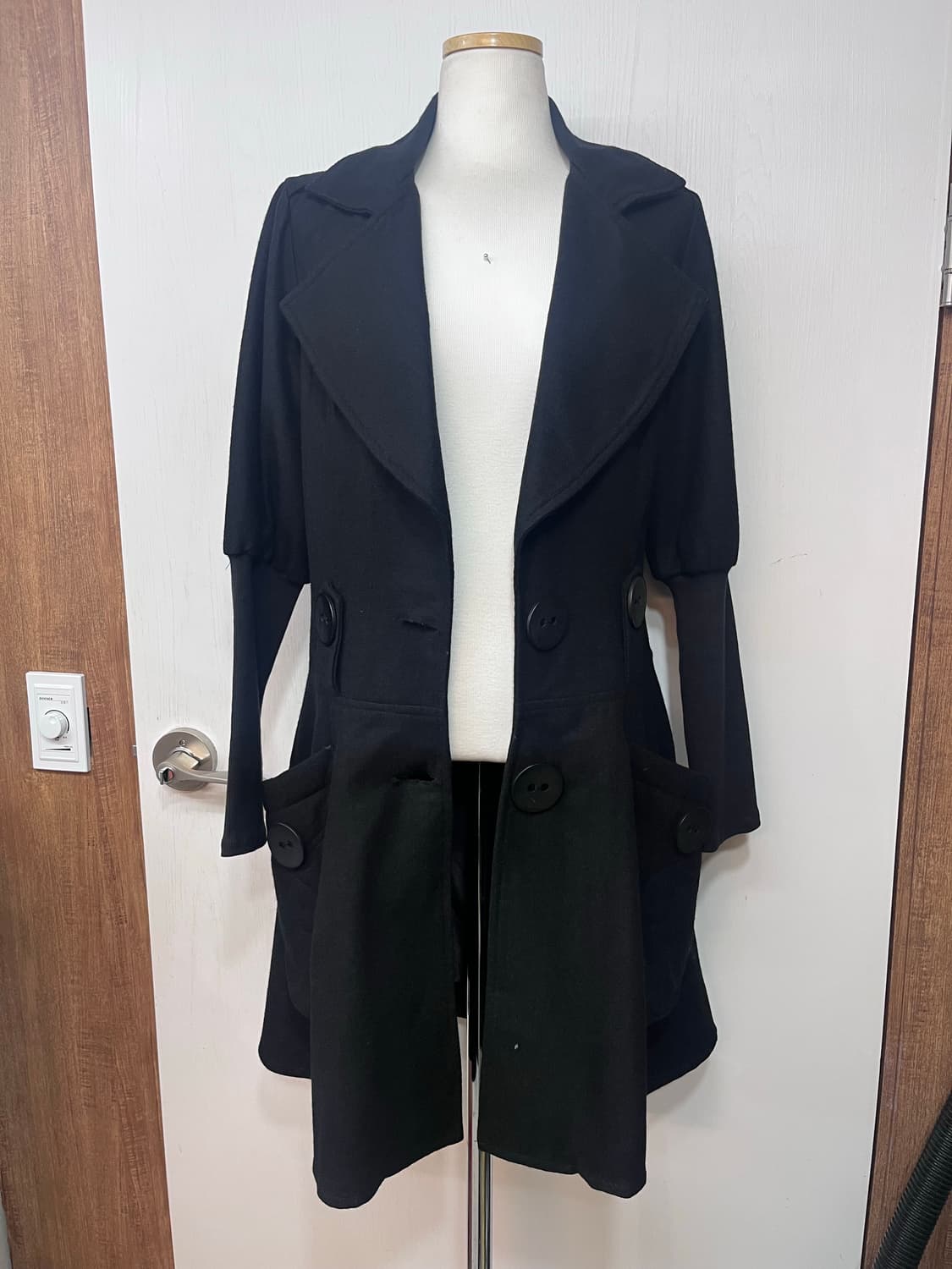 아르마니 익스체인지 플레어 코트 상품이미지7