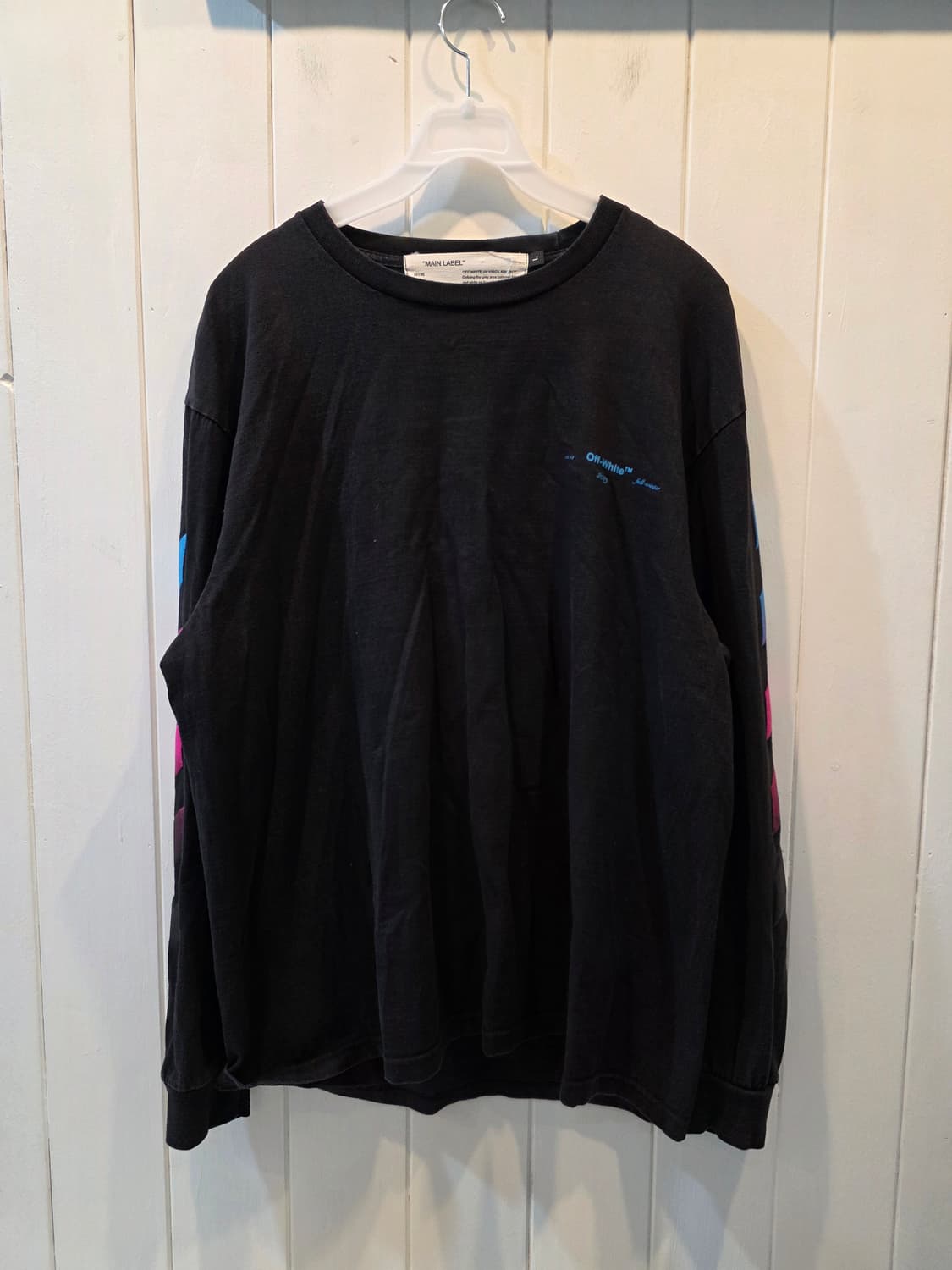 OFF-WHITE 오프화이트 긴팔티 상품이미지1