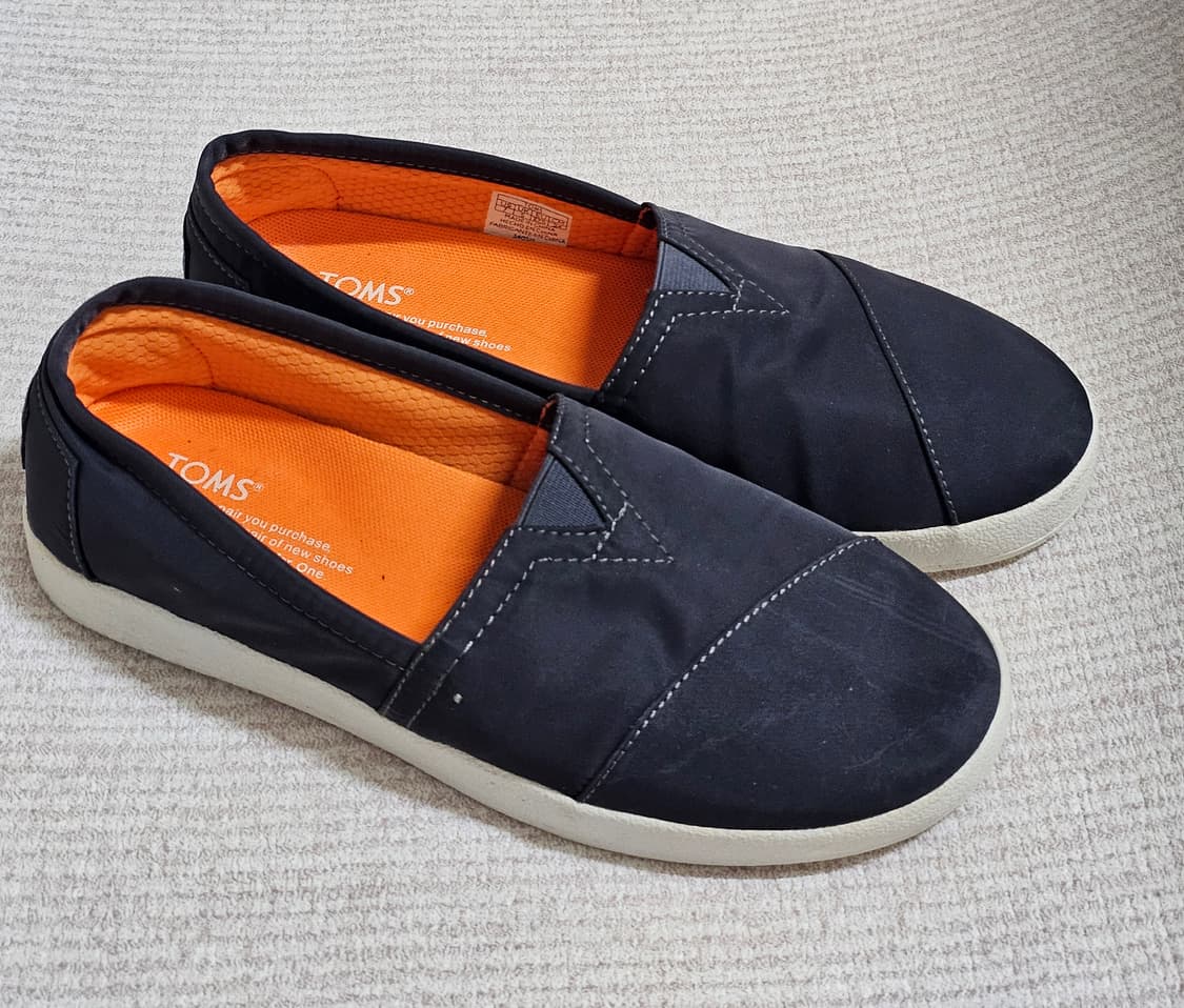 탐스 네이비 슬립온 240. 1회시착  새거수준  상품이미지1