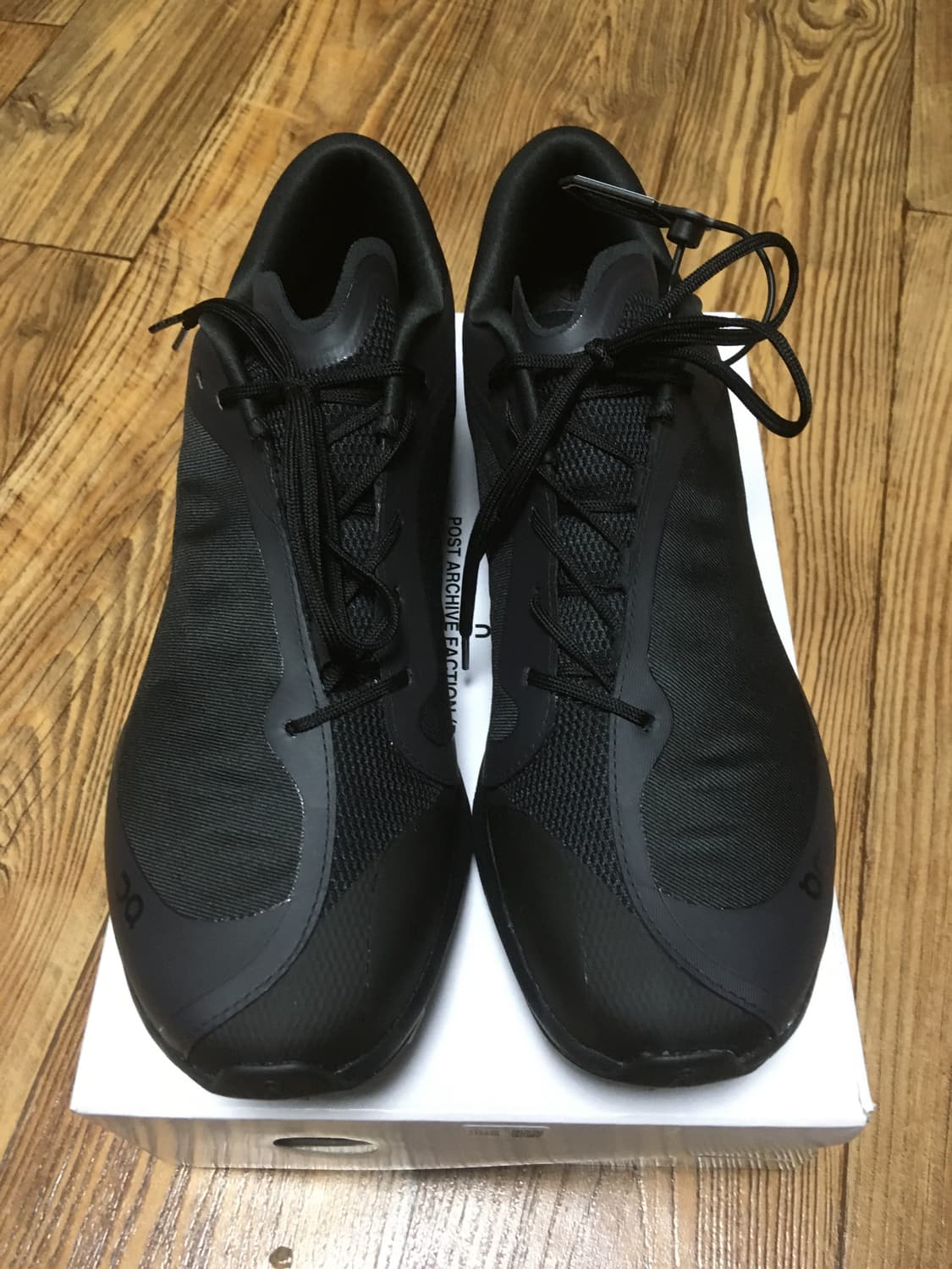 온러닝 파프 클라우드벤처 블랙 판매합니다  상품이미지2