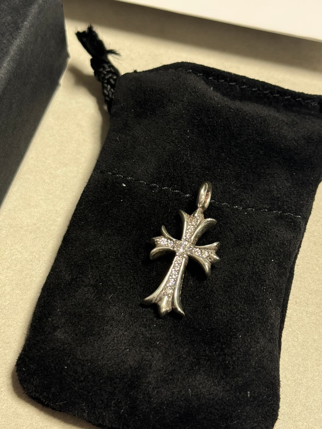 [새상품]크롬하츠 타이니 크로스 풀파베 상품이미지2