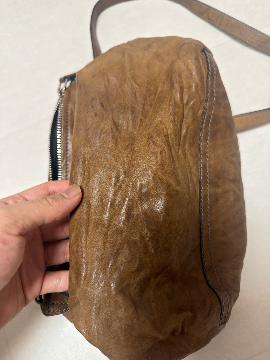 [ S ]지방시 판도라 링클 숄더백 브라운 스몰 상품이미지4