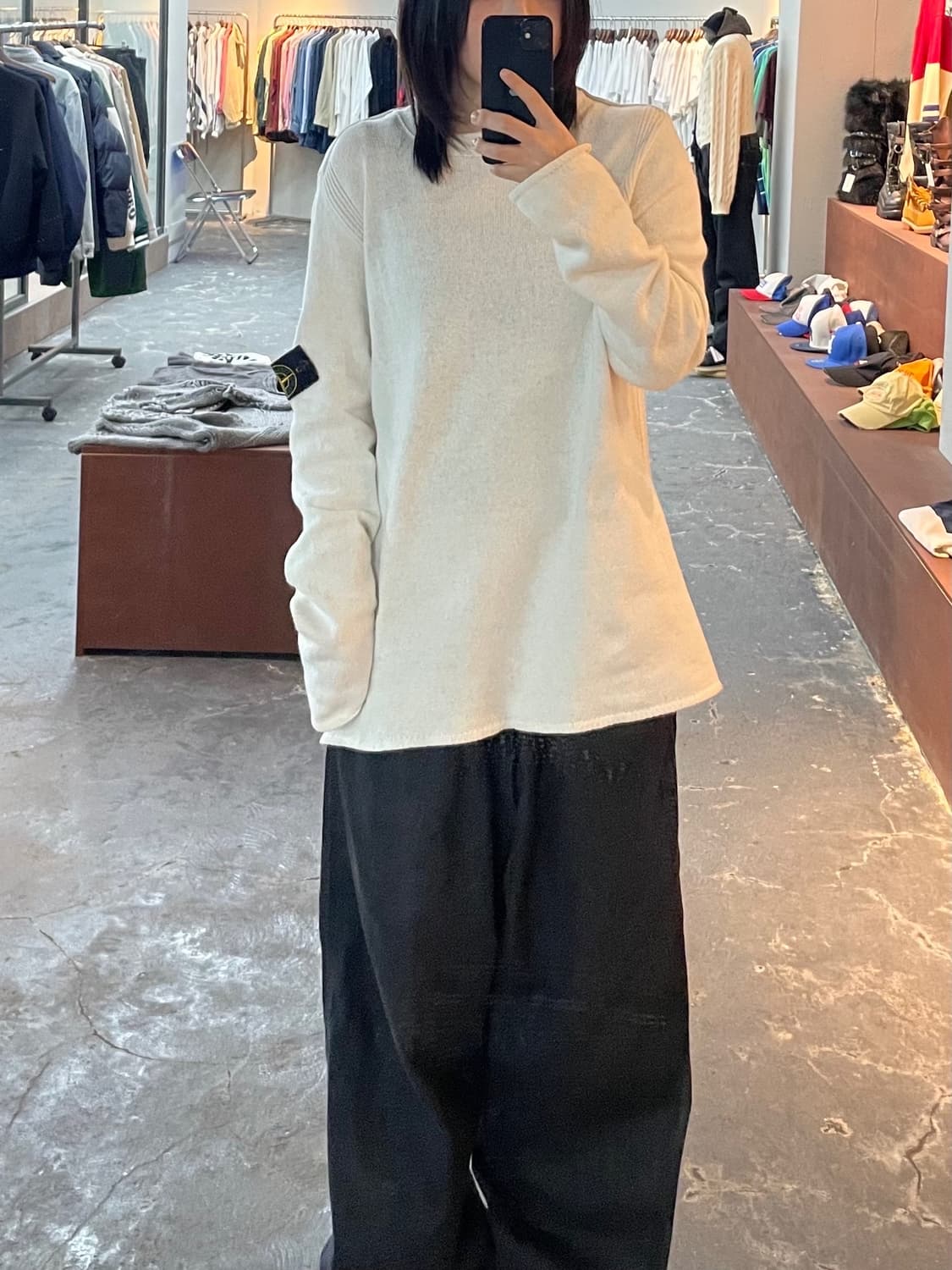 스톤 아일랜드 와펜 코튼 라운드 니트 H953 상품이미지1