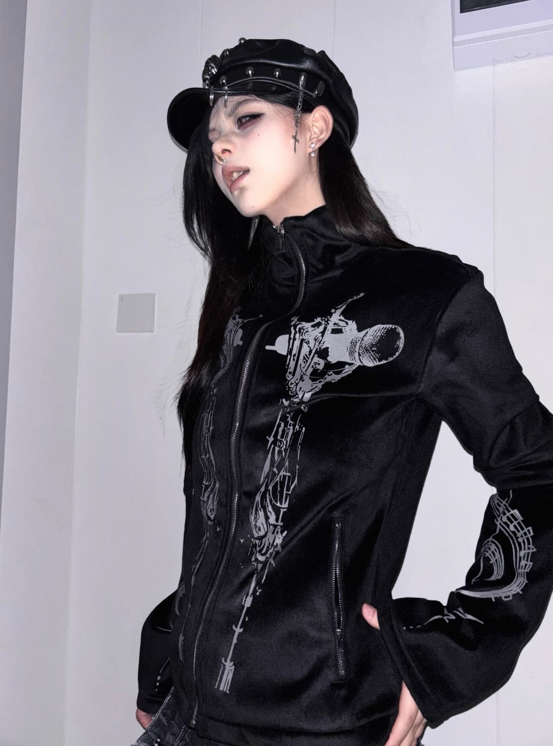 Y2K Velvet Cropped Slim Jacket 상품이미지5
