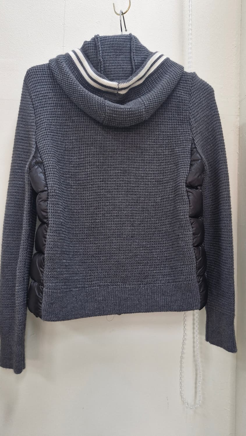 몽클레르 니트 후드 패딩 상품이미지2