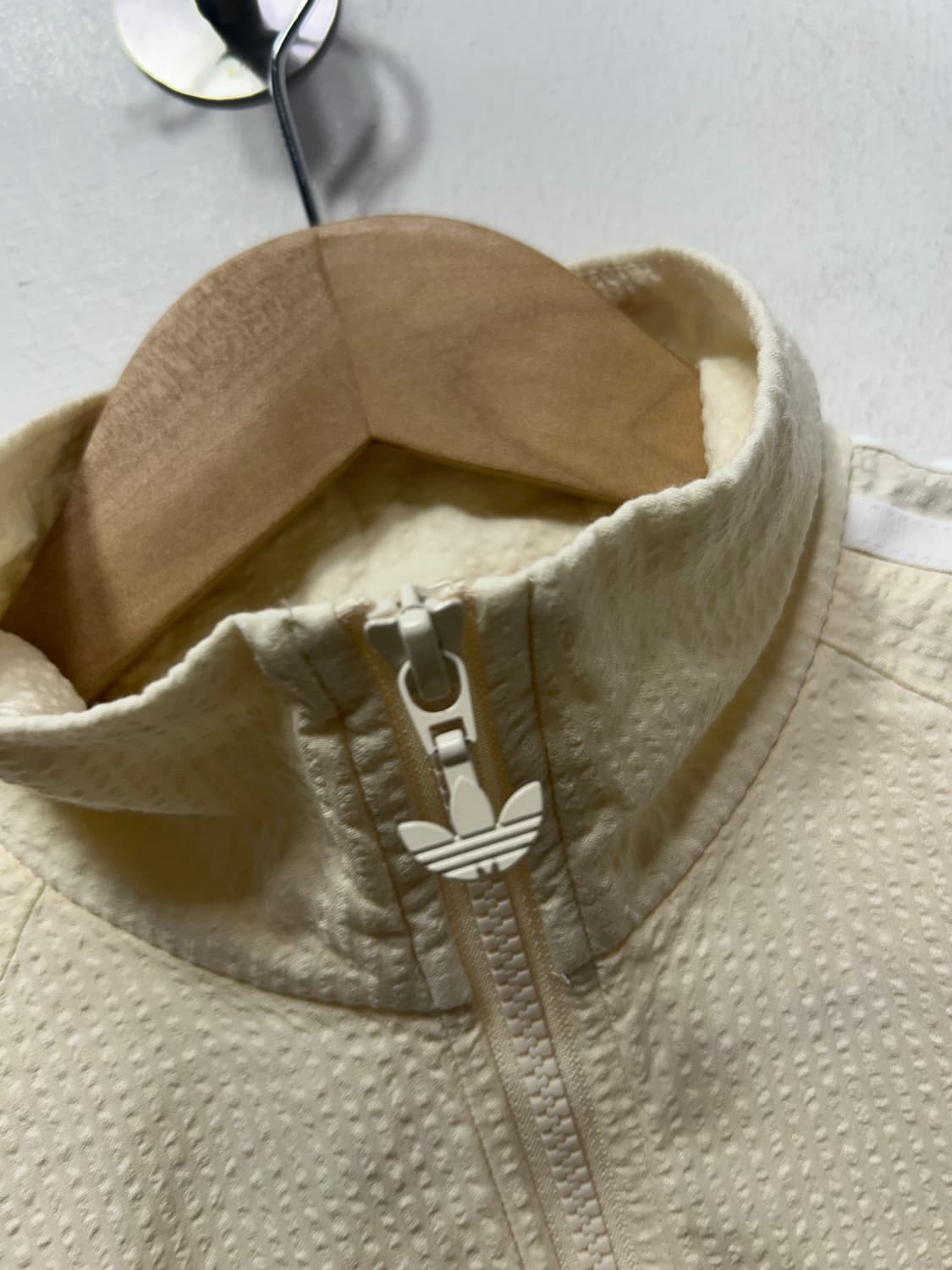 아디다스 아노락 여성 베이지 긴팔 여름 S  상품이미지3