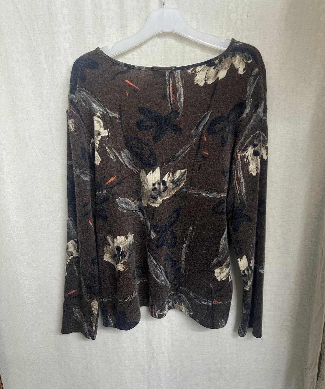 h.port 플라워 긴팔 상품이미지4