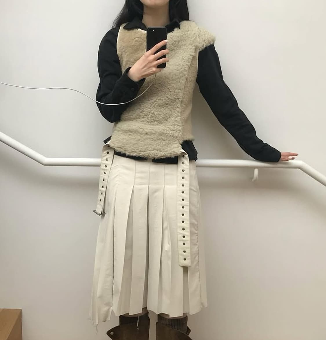 eonts mustang fur vest 상품이미지1