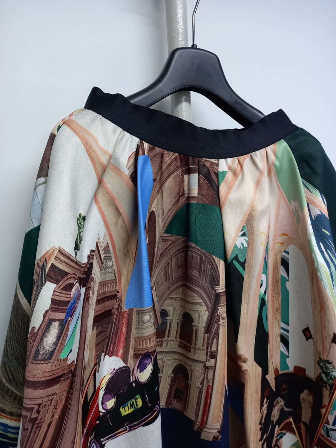 타임 춘추동 얇은네오프렌 A라인플러어 롱 스커트 44 상품이미지6