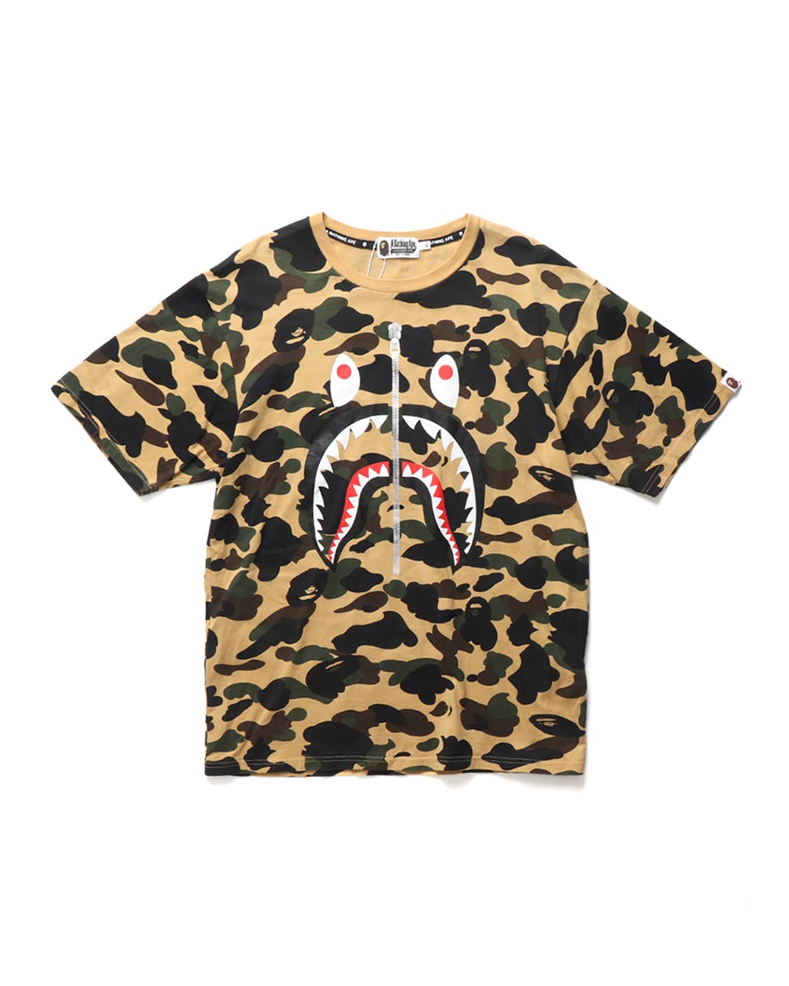 A BATHING APE 1st Camo Shark T-shirt 상품이미지1