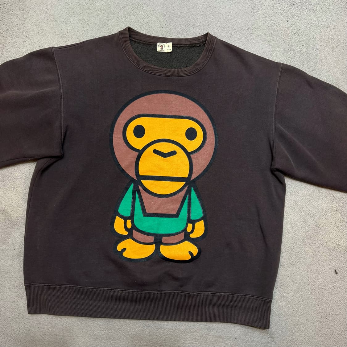 베이프 마일로 맨투맨 상품이미지4