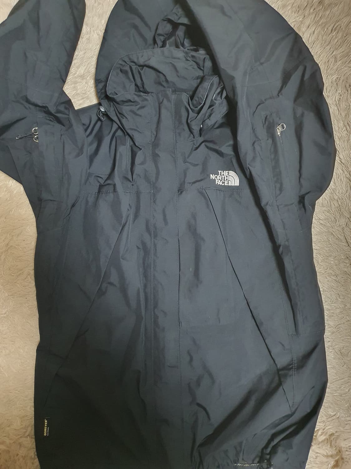 노스페이스 고어텍스 바람막이  사이즈 85~90 상품이미지2