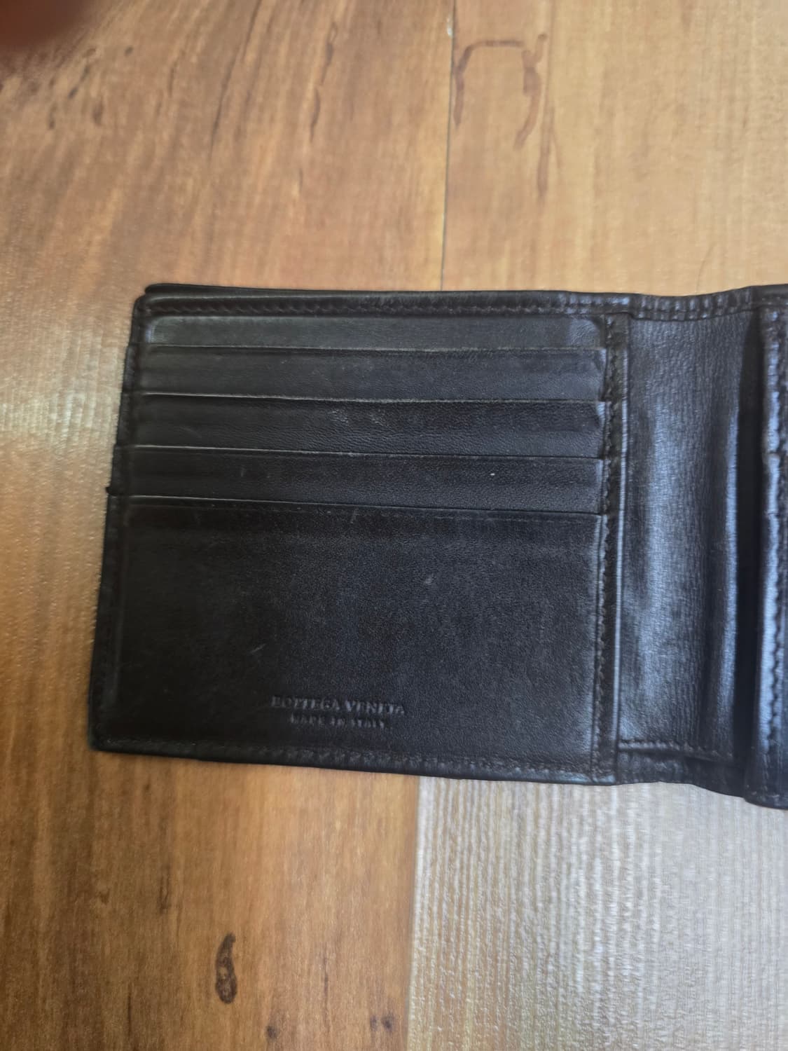보테가베네타 반지갑 판매합니다  상품이미지3