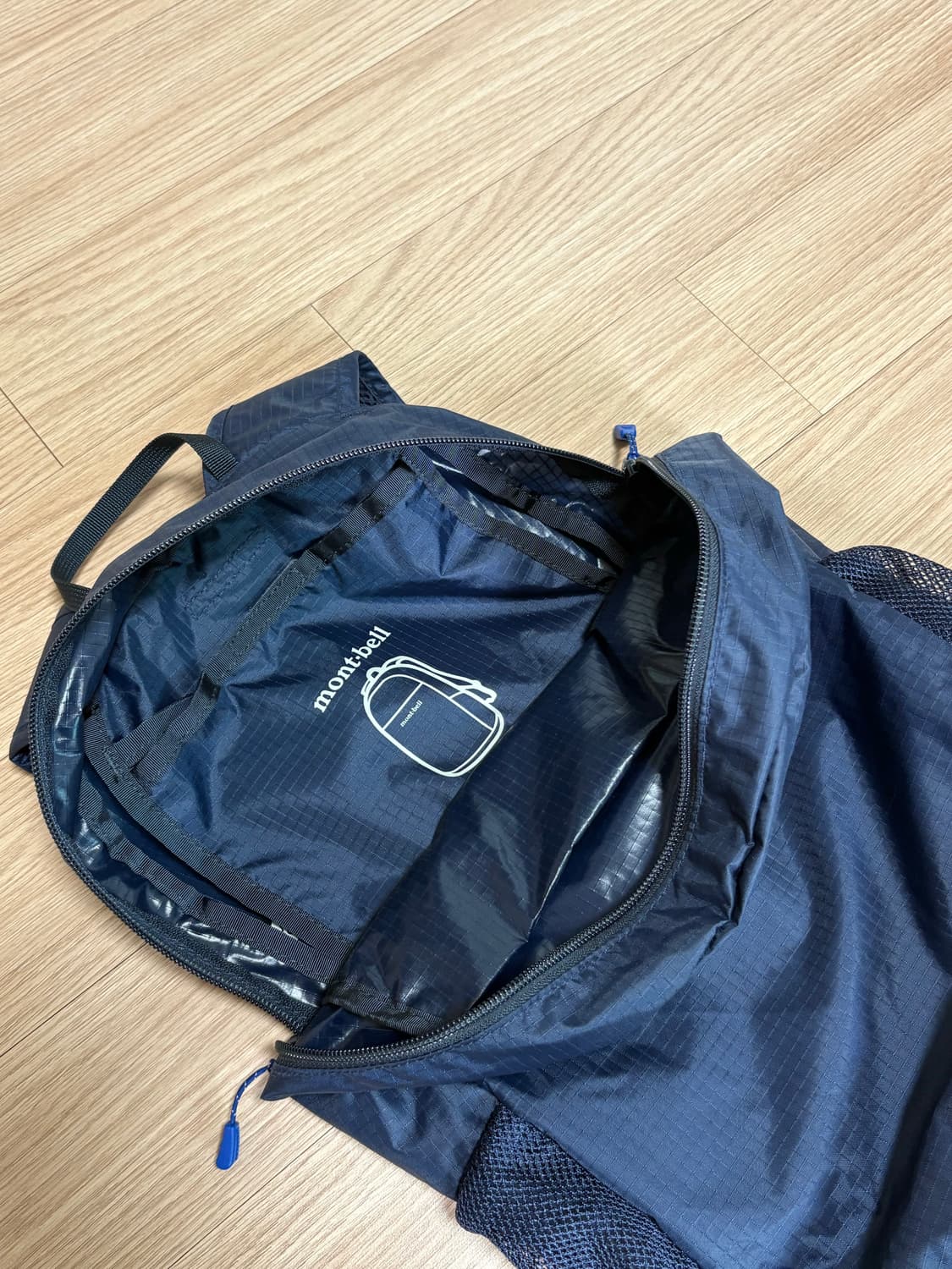 몽벨 포켓터블 라이트 백팩 15L 상품이미지3