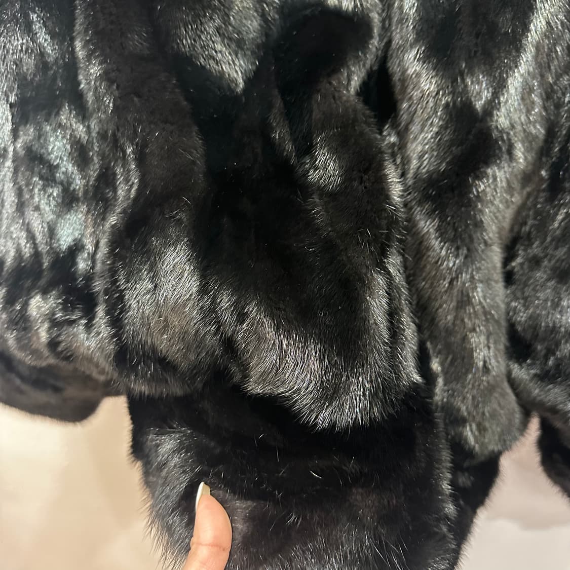 블랙 밍크 크롭 퍼자켓L 상품이미지8