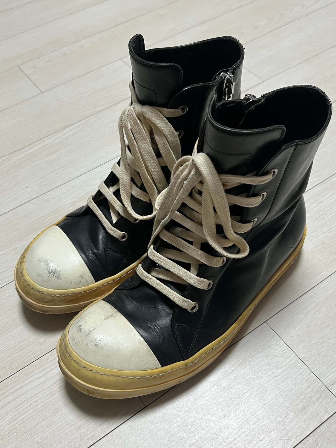 릭오웬스 16FW 라몬즈 하이 (39.5/255) 상품이미지1