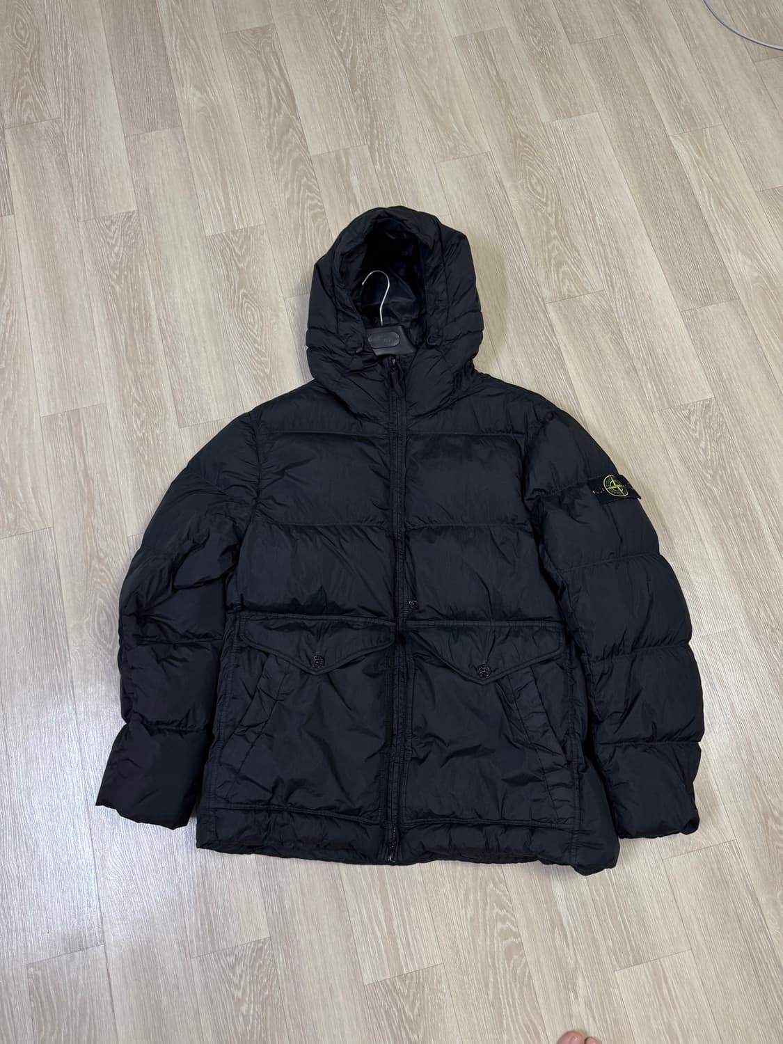 24FW XL 스톤아일랜드 크링클랩스 패딩 블랙 상품이미지1