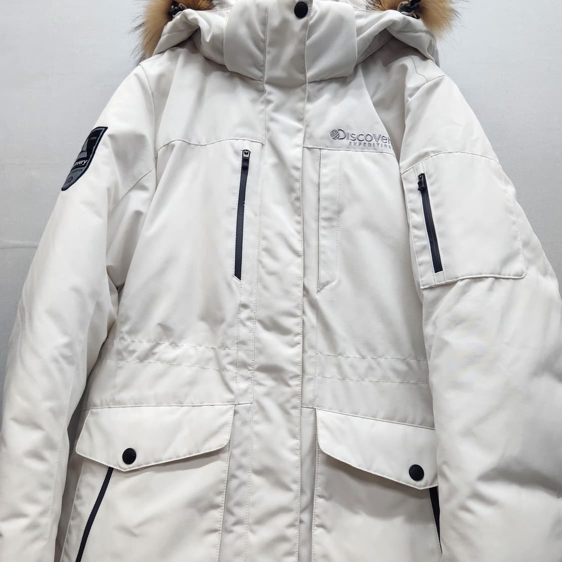 디스커버리 익스페디션 후드(너구리) 구스다운 패딩95(M)남여공용 상품이미지2