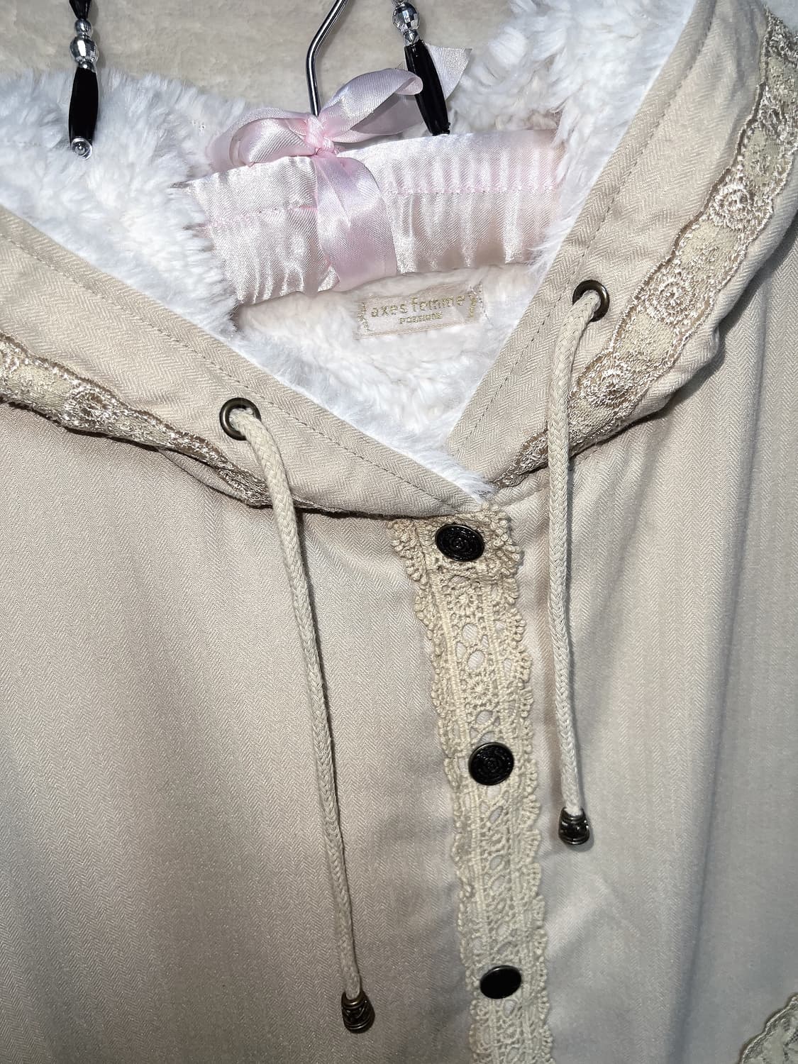 엑시즈팜 레이스 퍼후드 점퍼 자켓 라떼갸루 로맨틱 로걀 모리 핀터 하치 상품이미지7