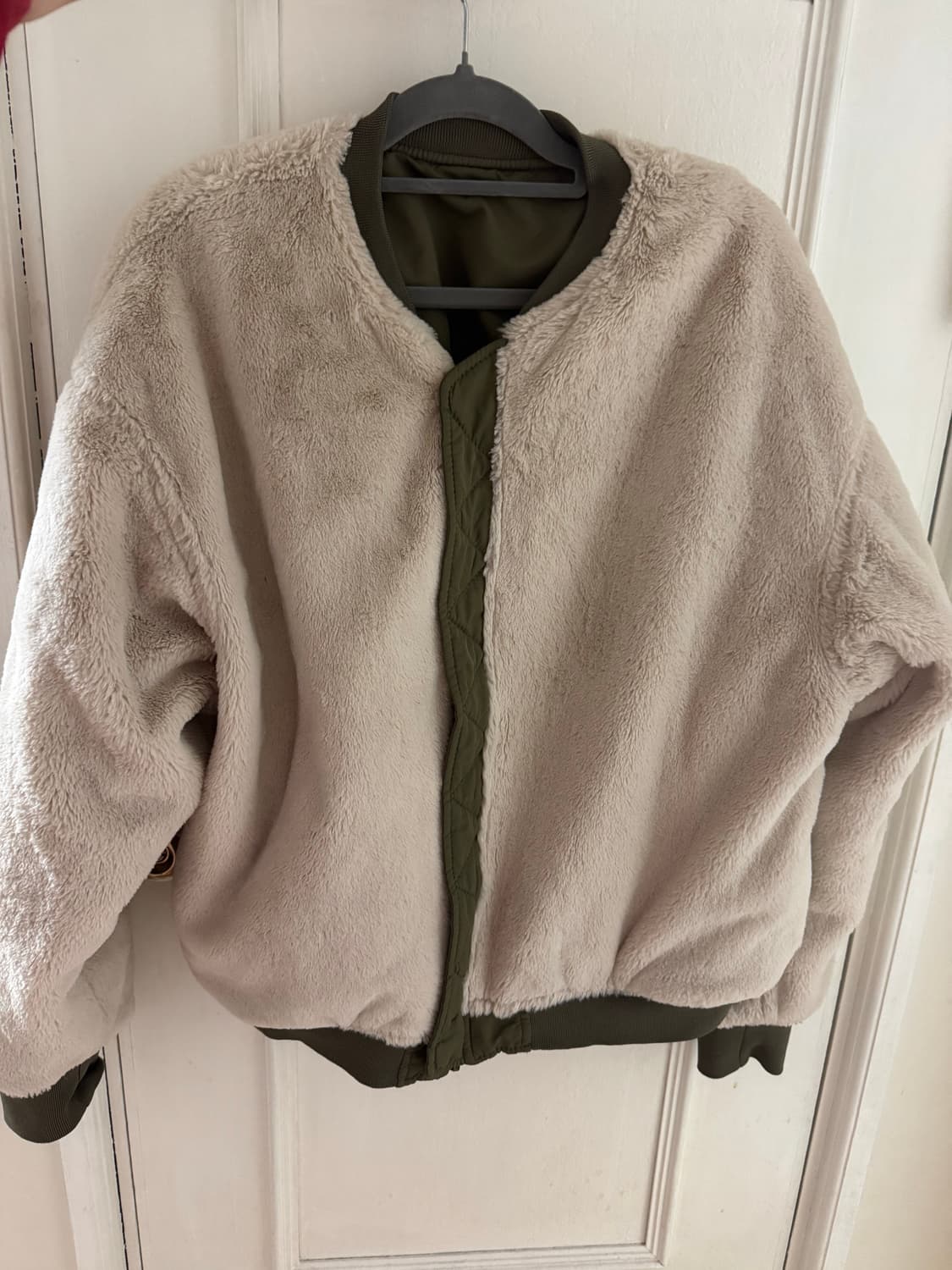 니코앤드 페이크퍼 리버시블 봄버 자켓 상품이미지1