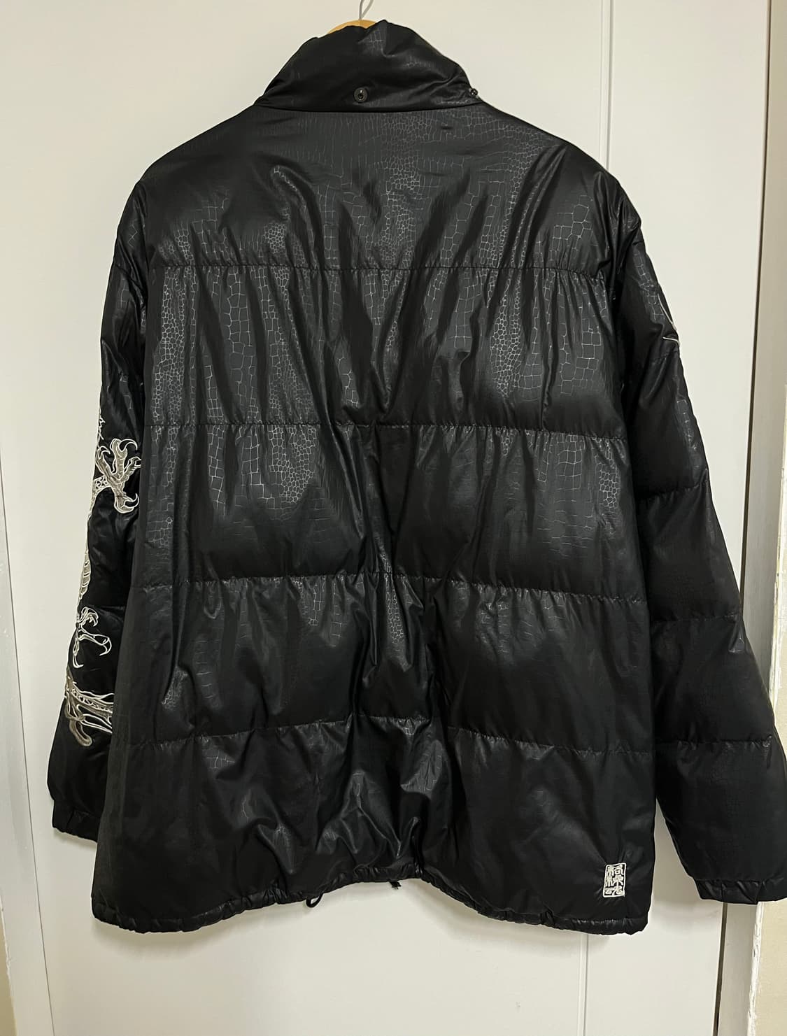 카라쿠리 타마시 용자수 패딩 상품이미지2