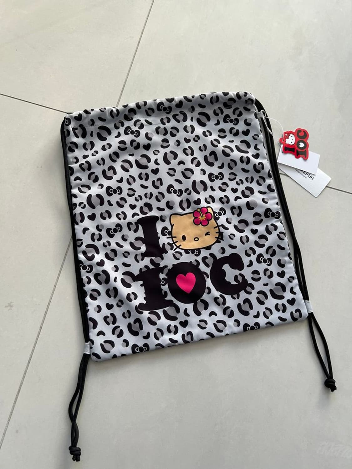 HELLO KITTY DRAWSTRING BACKPACK 헬로키티 백팩 상품이미지2