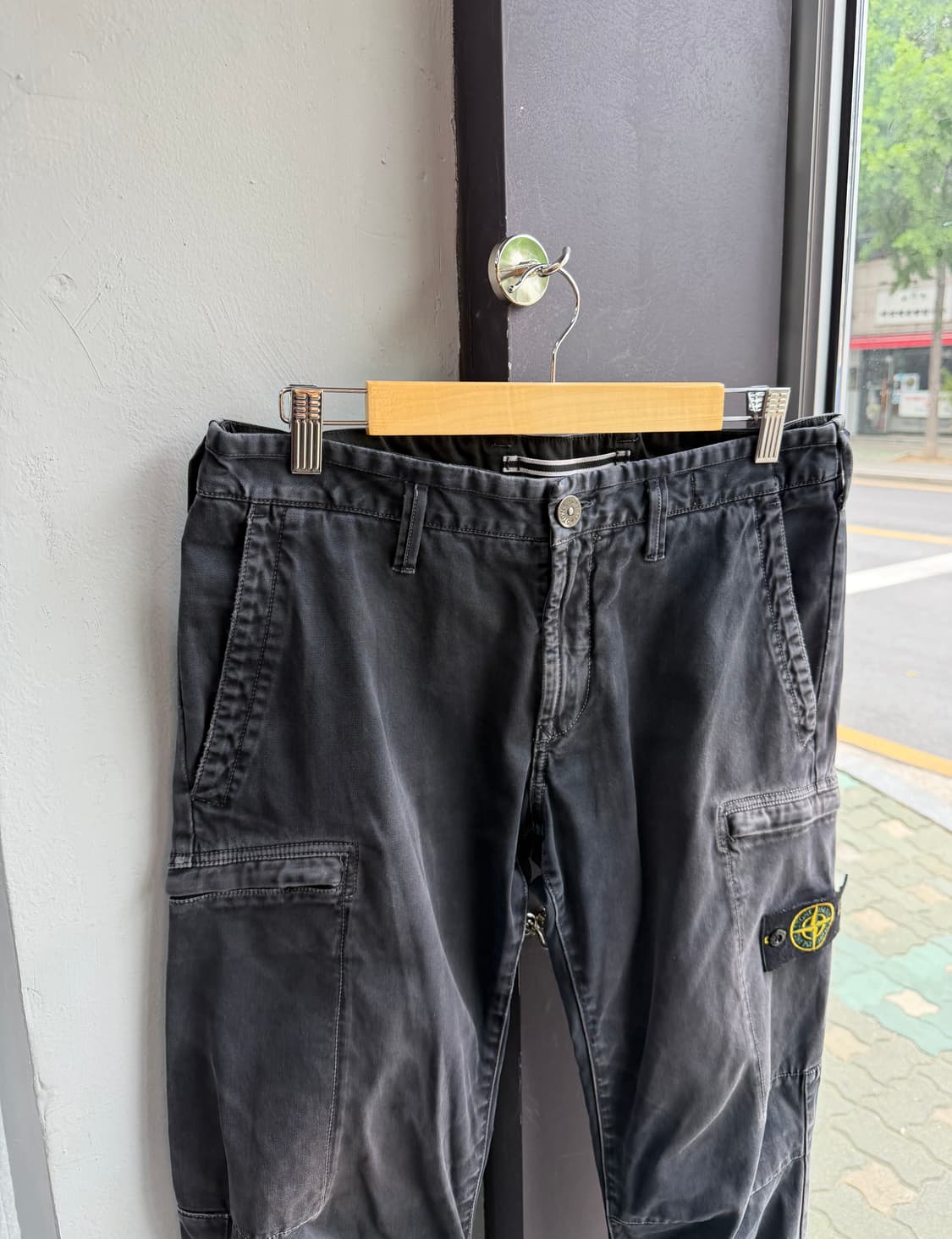 32/ 스톤아일랜드 가먼트다이드 워싱 카고팬츠 상품이미지3