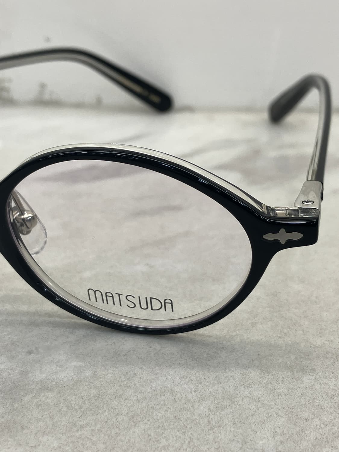 마츠다 MATSUDA 블랙클리어 오벌 뿔테 안경 상품이미지6