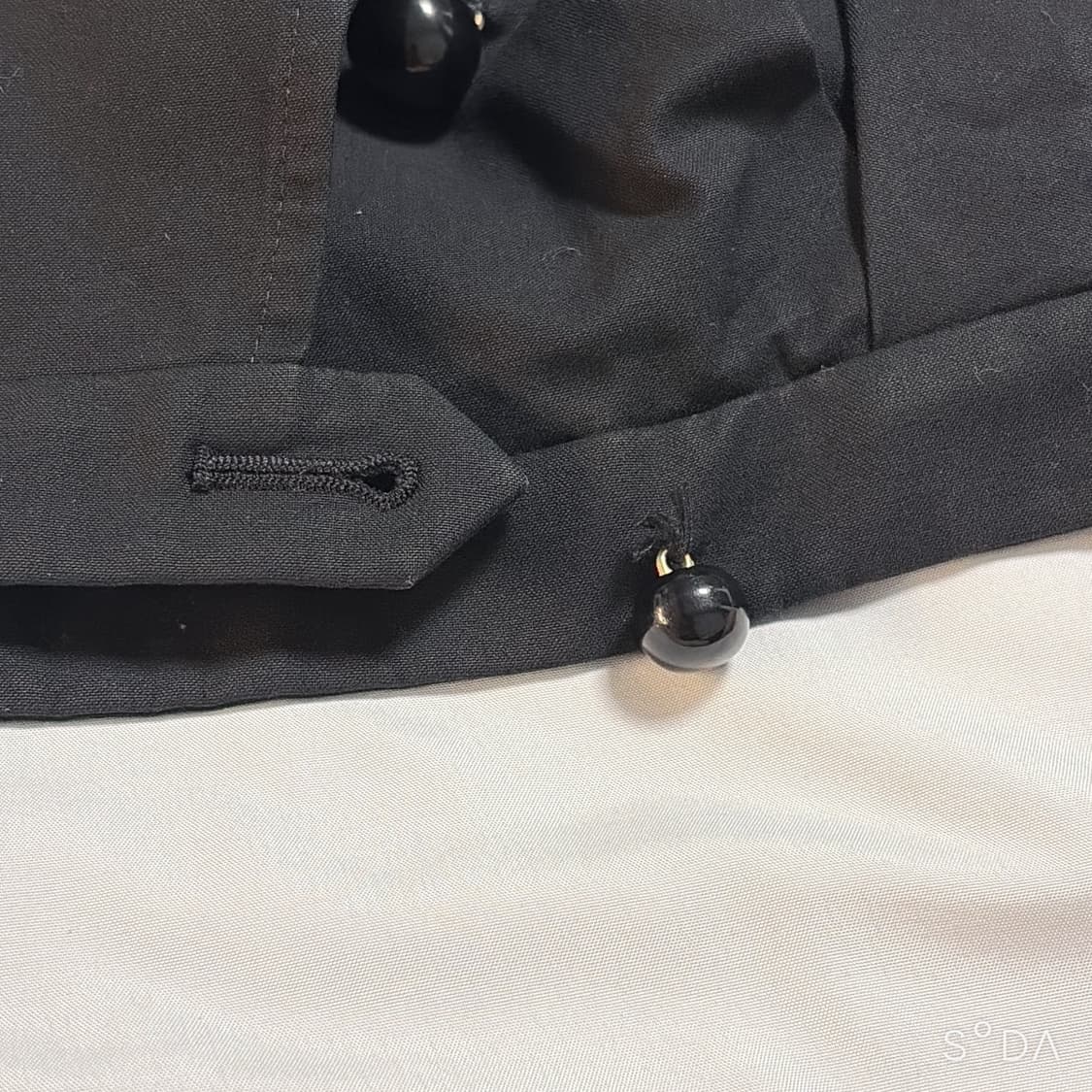 입생로랑 크롭 더블 트렌치 자켓 블랙 상품이미지9