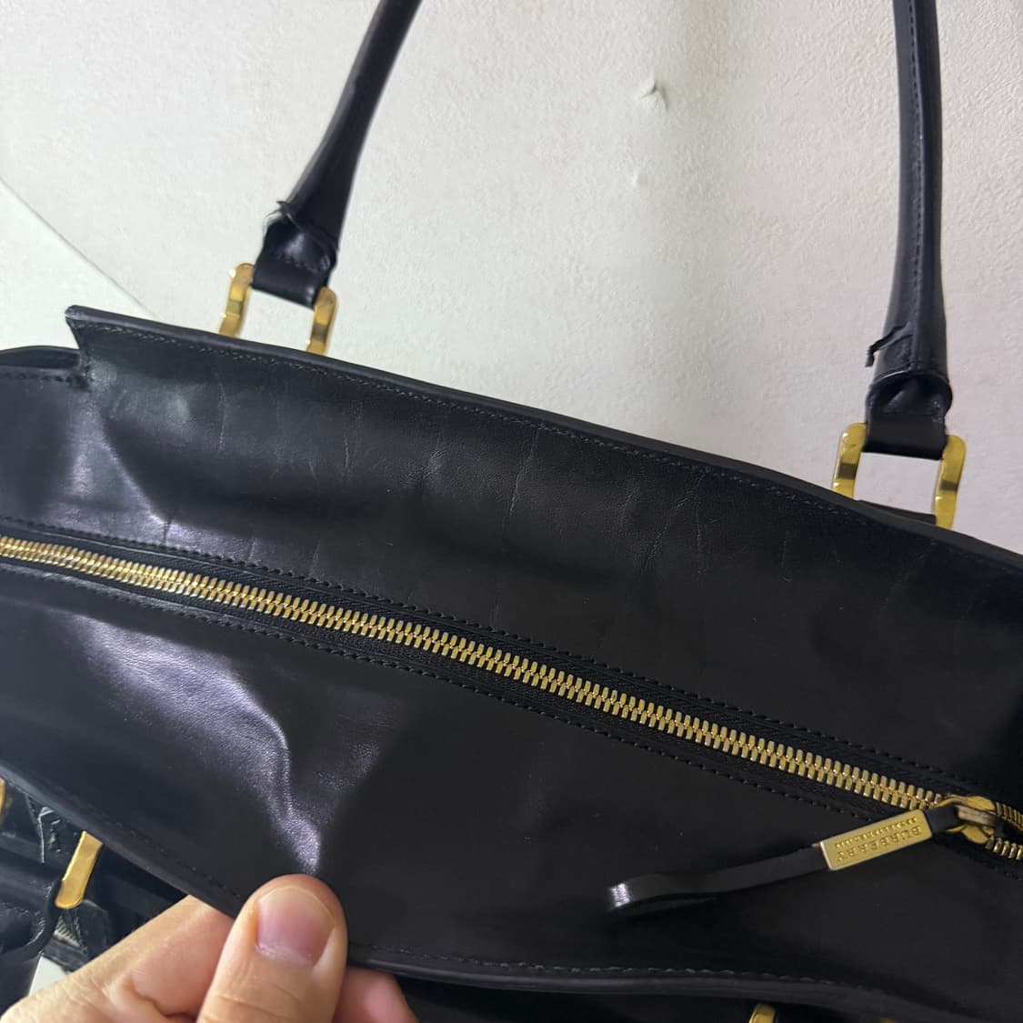 버버리 노바체크 가죽배색 로고 벨트 토트백 상품이미지6